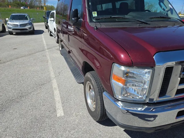 2011 Ford E-Series Econoline Wagon XLT
