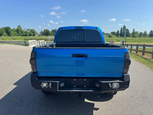 2005 Toyota Tacoma PreRunner - Photo 6