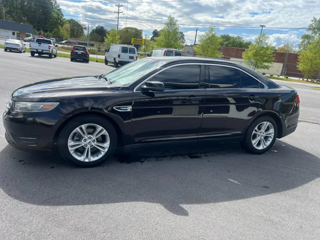 2013 Ford Taurus SEL