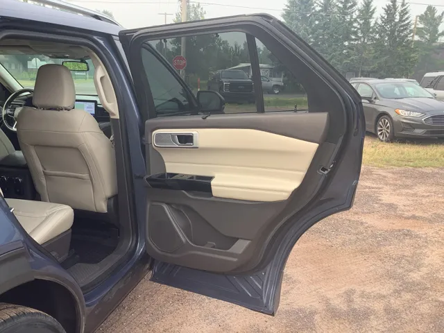 2021 Ford Explorer Platinum - Photo 17