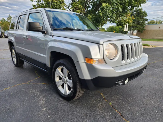 2011 Jeep Patriot Latitude photo 2