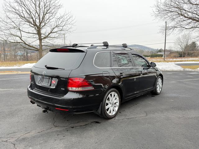 2011 Volkswagen Jetta SportWagen 2.0L TDI
