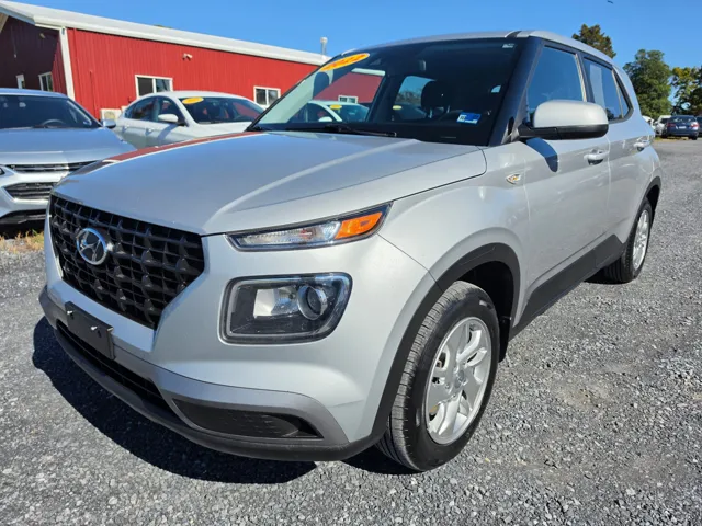 2022 Hyundai Venue SE