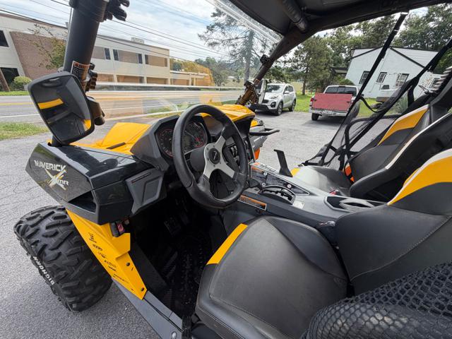 2014 Can-am Maverick 1000R X MR 