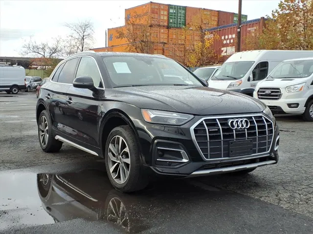 2021 Audi Q5 Premium Plus's photo