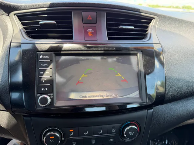 2019 Nissan Sentra S - Photo 8