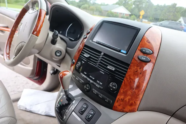 2009 Toyota Sienna Limited - Photo 36