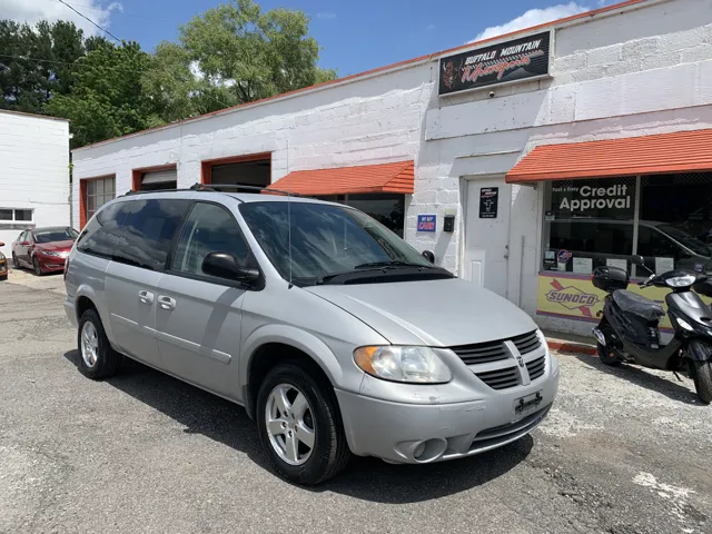 2006 Dodge Grand Caravan's photo
