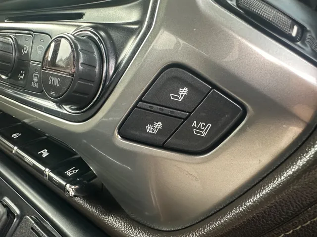 2014 Chevrolet Silverado 1500 LTZ - Photo 22