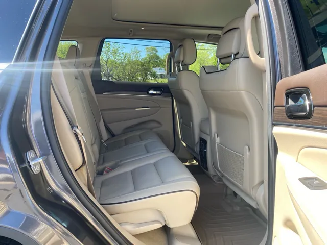 2021 Jeep Grand Cherokee Overland - Photo 10