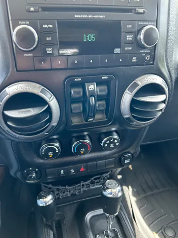2014 Jeep Wrangler Unlimited Sport - Photo 15