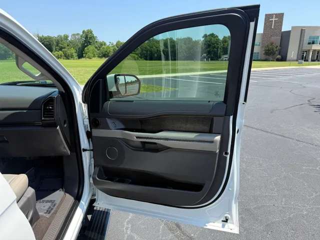2020 Ford Expedition Limited - Photo 23