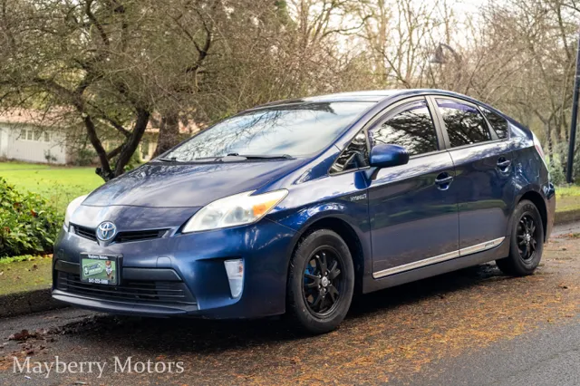 2012 Toyota Prius's photo