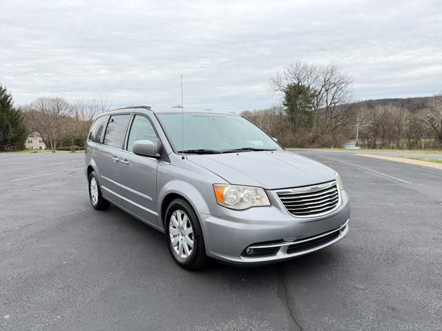 2014 Chrysler Town & Country Touring