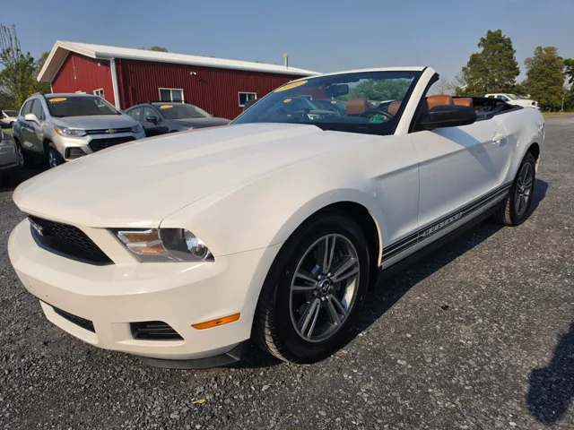 2010 Ford Mustang's photo