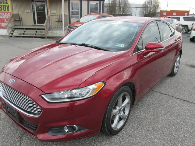 2013 Ford Fusion SE