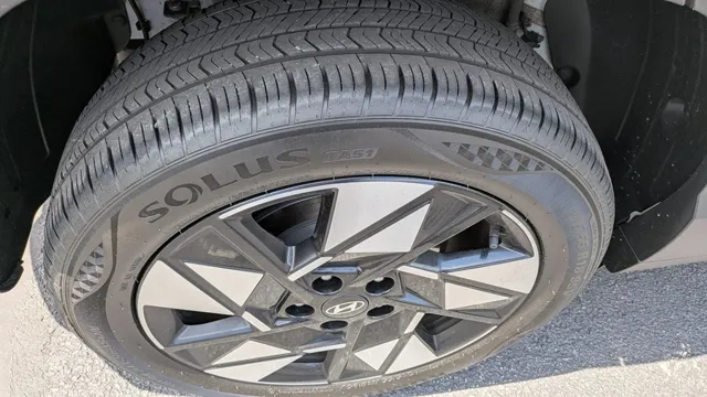 2025 Hyundai Kona SEL - Photo 12