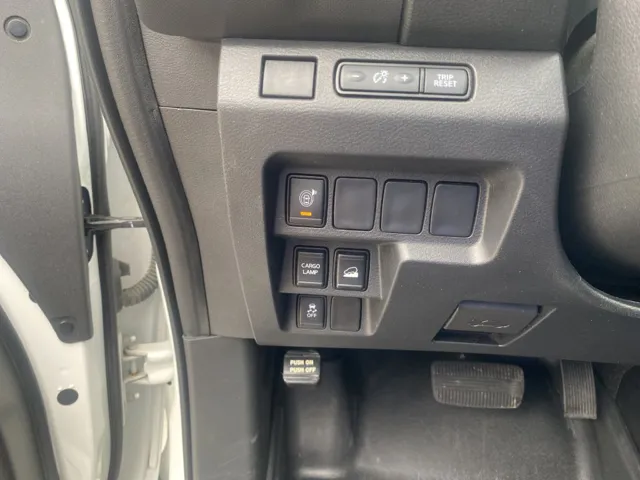 2022 Nissan Frontier S photo 3