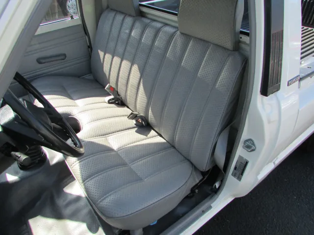 1986 Toyota Pickup - Photo 9