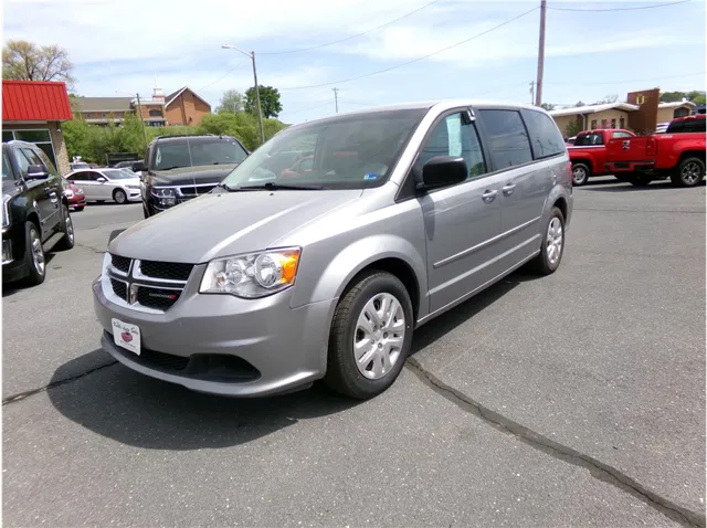 2017 Dodge Grand Caravan SE's photo