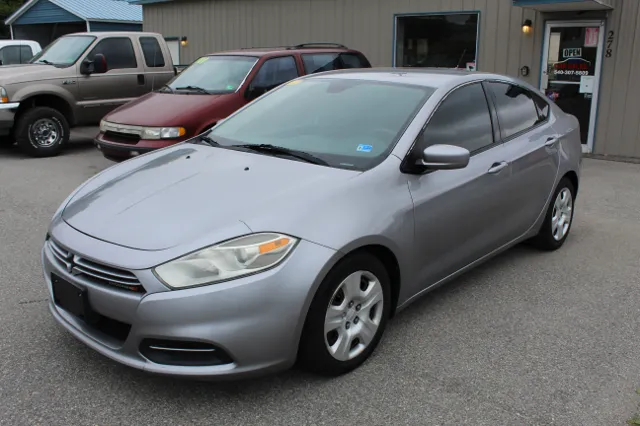 2016 Dodge Dart 2.0 SE's photo