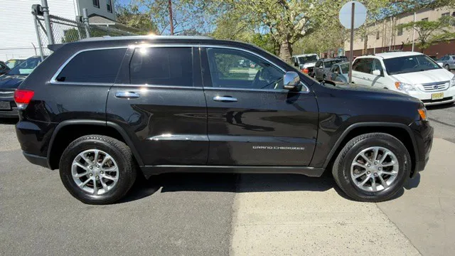 2015 Jeep Grand Cherokee Limited 4WD's photo