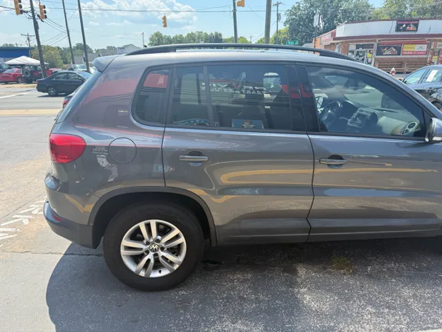2016 Volkswagen Tiguan S - Photo 6