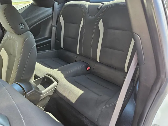 2020 Chevrolet Camaro 1LS 1LT photo 6