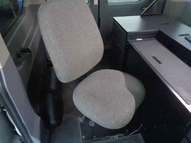 2019 Ford Transit Passenger Van XLT - Photo 27