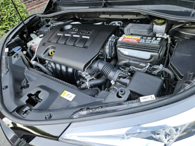 2019 Toyota C-HR XLE Limited photo 8