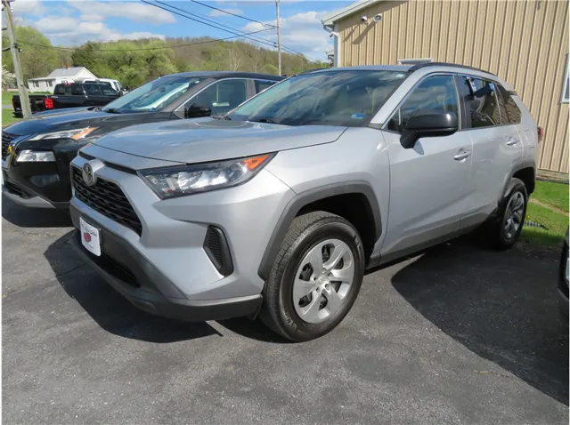 2019 Toyota RAV4 LE