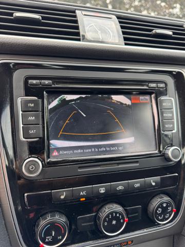 2015 Volkswagen Passat TDI SE 6M w/ Sunroof