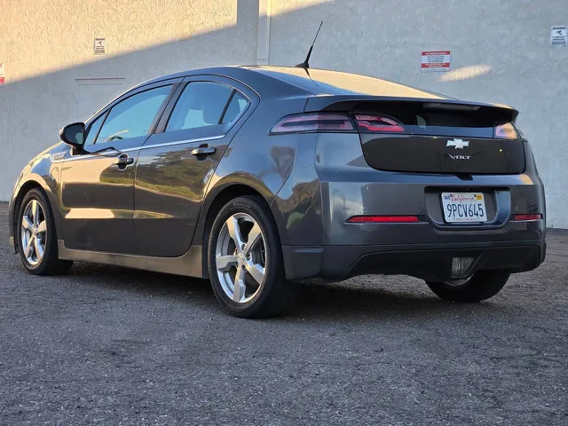 2011 Chevrolet Volt Base - Photo 12