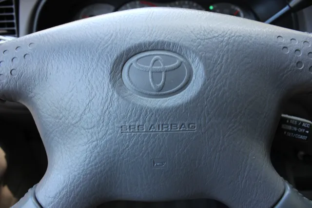 2001 Toyota Sequoia Limited - Photo 34