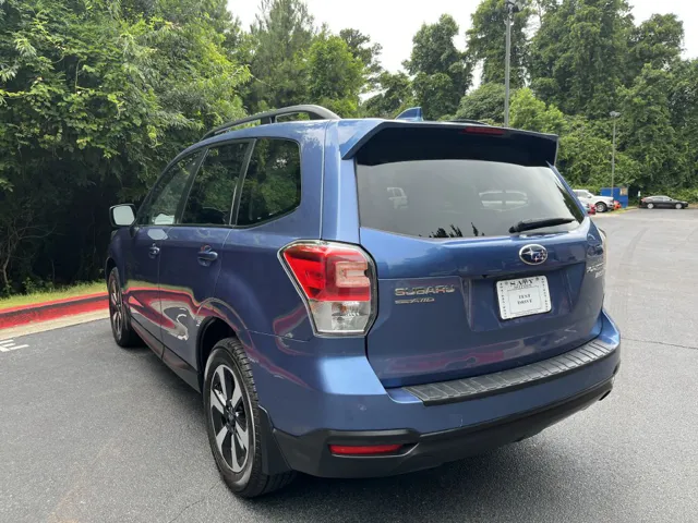 2017 Subaru Forester Premium - Photo 9