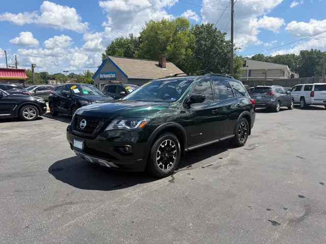 2020 Nissan Pathfinder SL 4WD photo