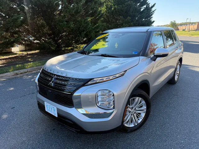 2023 Mitsubishi Outlander
