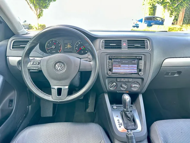 2014 Volkswagen Jetta SE - Photo 41