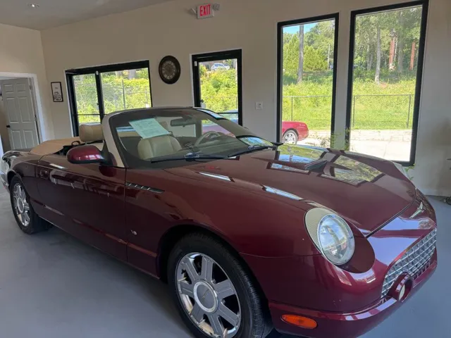 2004 Ford Thunderbird Deluxe