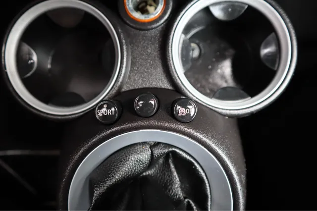 2012 Mini Cooper Convertible photo 16