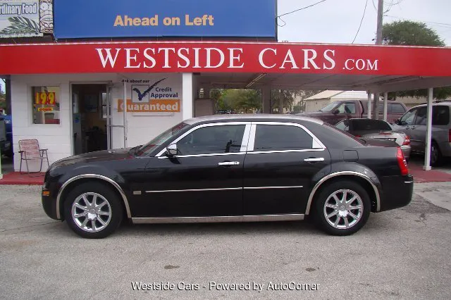 2009 Chrysler 300 Touring's photo