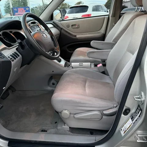 2005 Toyota Highlander Base - Photo 12