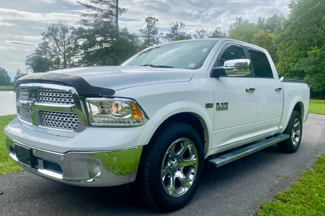 2017 RAM 1500 Pickup Laramie