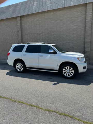 2010 Toyota Sequoia Platinum