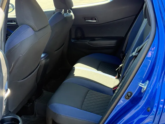 2021 Toyota C-HR XLE - Photo 26