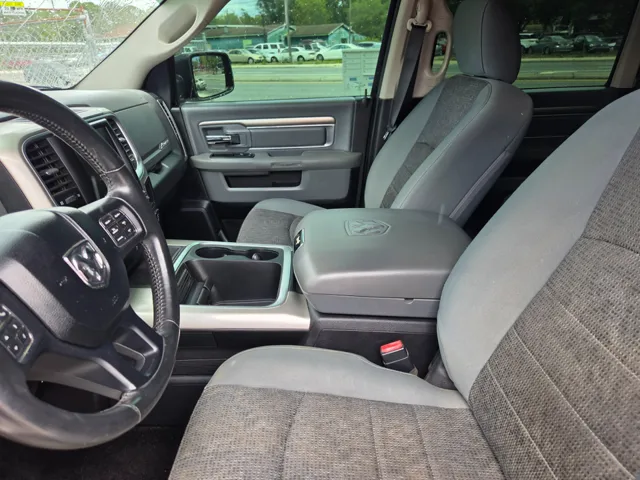 2016 RAM Ram 1500 Pickup Big Horn - Photo 6