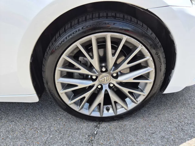 2014 Lexus IS 250 - Photo 11