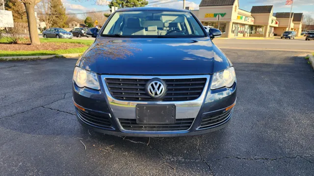 2006 Volkswagen Passat 2.0T - Photo 9