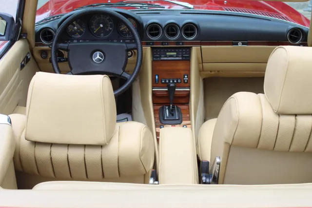 1982 Mercedes Benz 380 photo 18