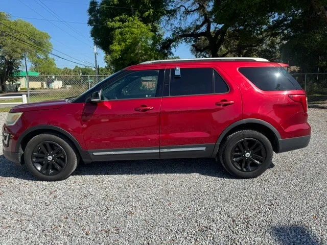 2016 Ford Explorer XLT FWD's photo